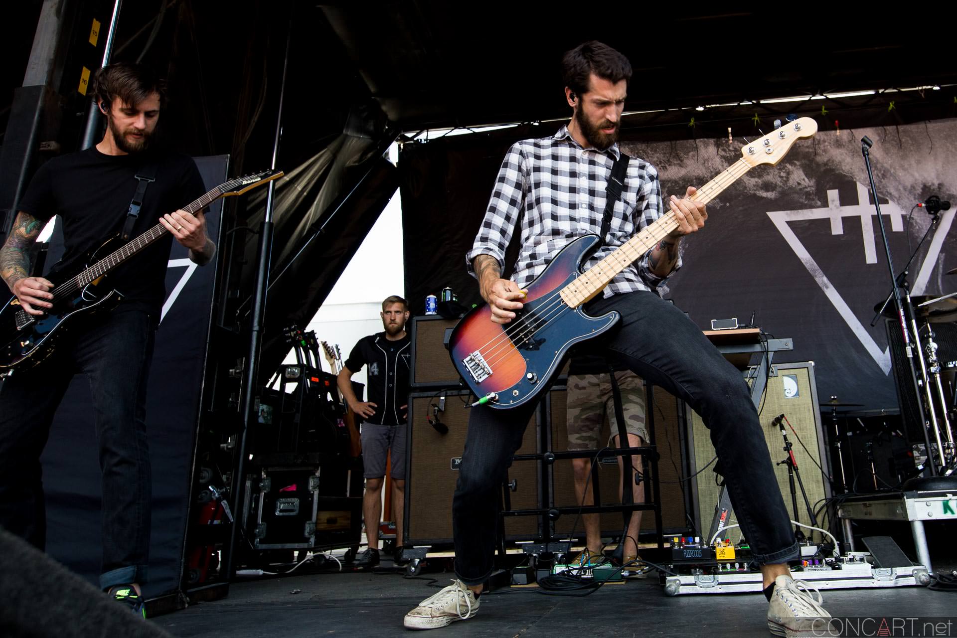 Photo of 2014 Indiana Indianapolis Klipsch Music Center Noblesville The Devil Wears Prada Tyson White vans warped tour 4