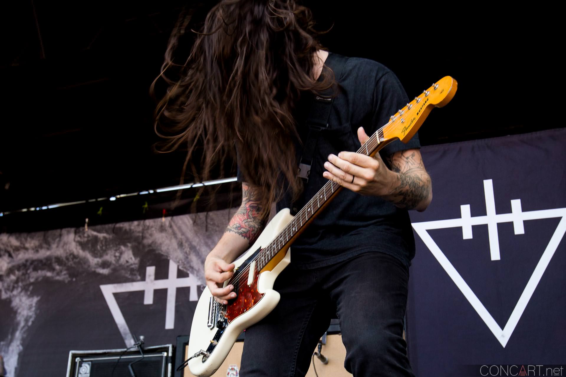 Photo of 2014 Indiana Indianapolis Klipsch Music Center Noblesville The Devil Wears Prada Tyson White vans warped tour 6