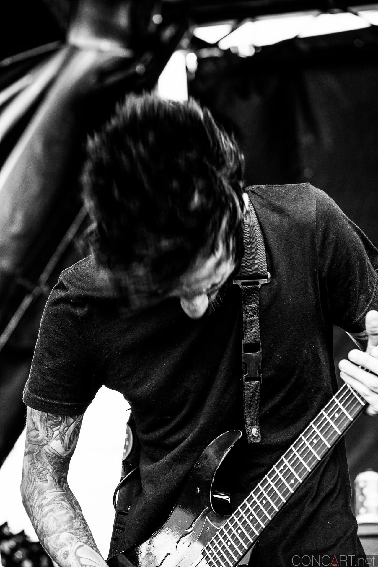 Photo of 2014 Indiana Indianapolis Klipsch Music Center Noblesville The Devil Wears Prada Tyson White vans warped tour 14