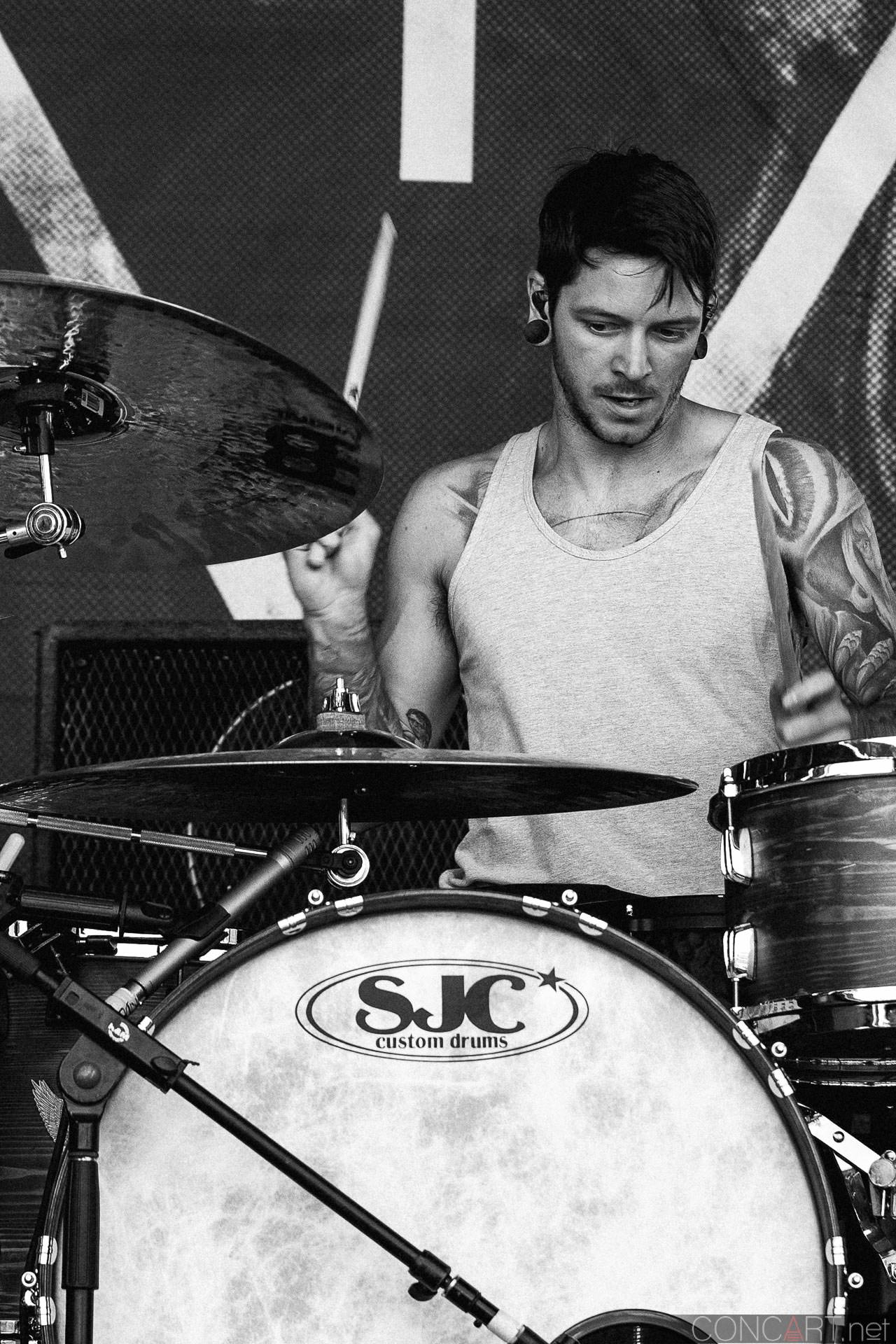 Photo of 2014 Indiana Indianapolis Klipsch Music Center Noblesville The Devil Wears Prada Tyson White vans warped tour 25