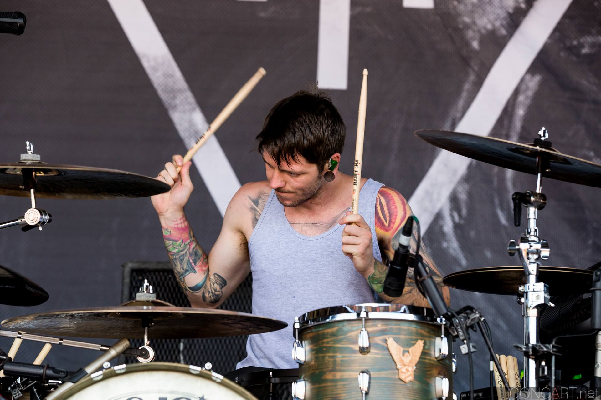 Photo of 2014 Indiana Indianapolis Klipsch Music Center Noblesville The Devil Wears Prada Tyson White vans warped tour 33