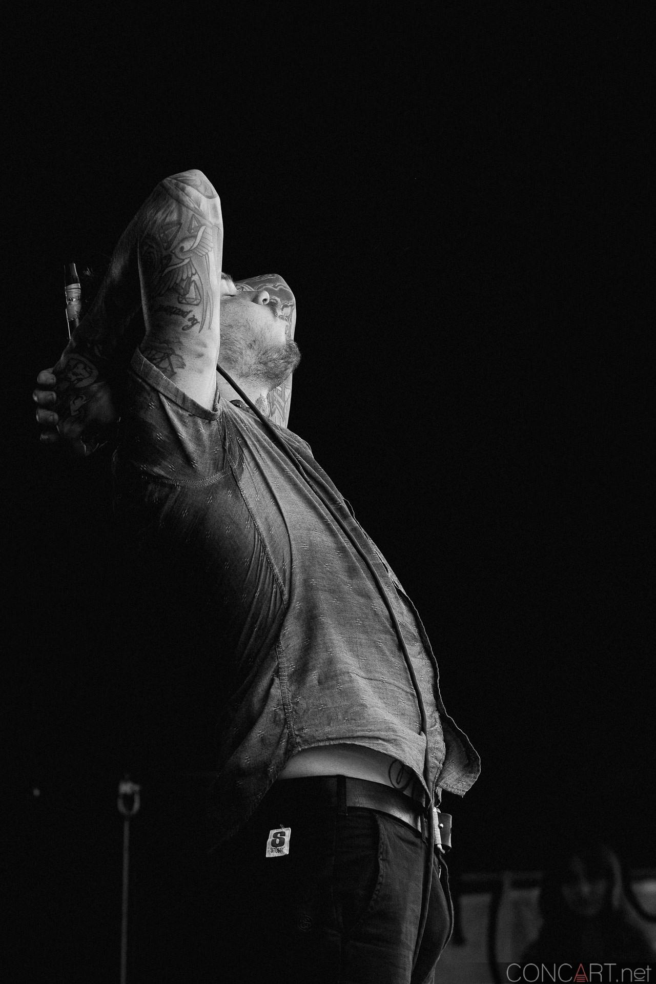 Photo of 2014 Indiana Indianapolis Klipsch Music Center Noblesville The Devil Wears Prada Tyson White vans warped tour 36