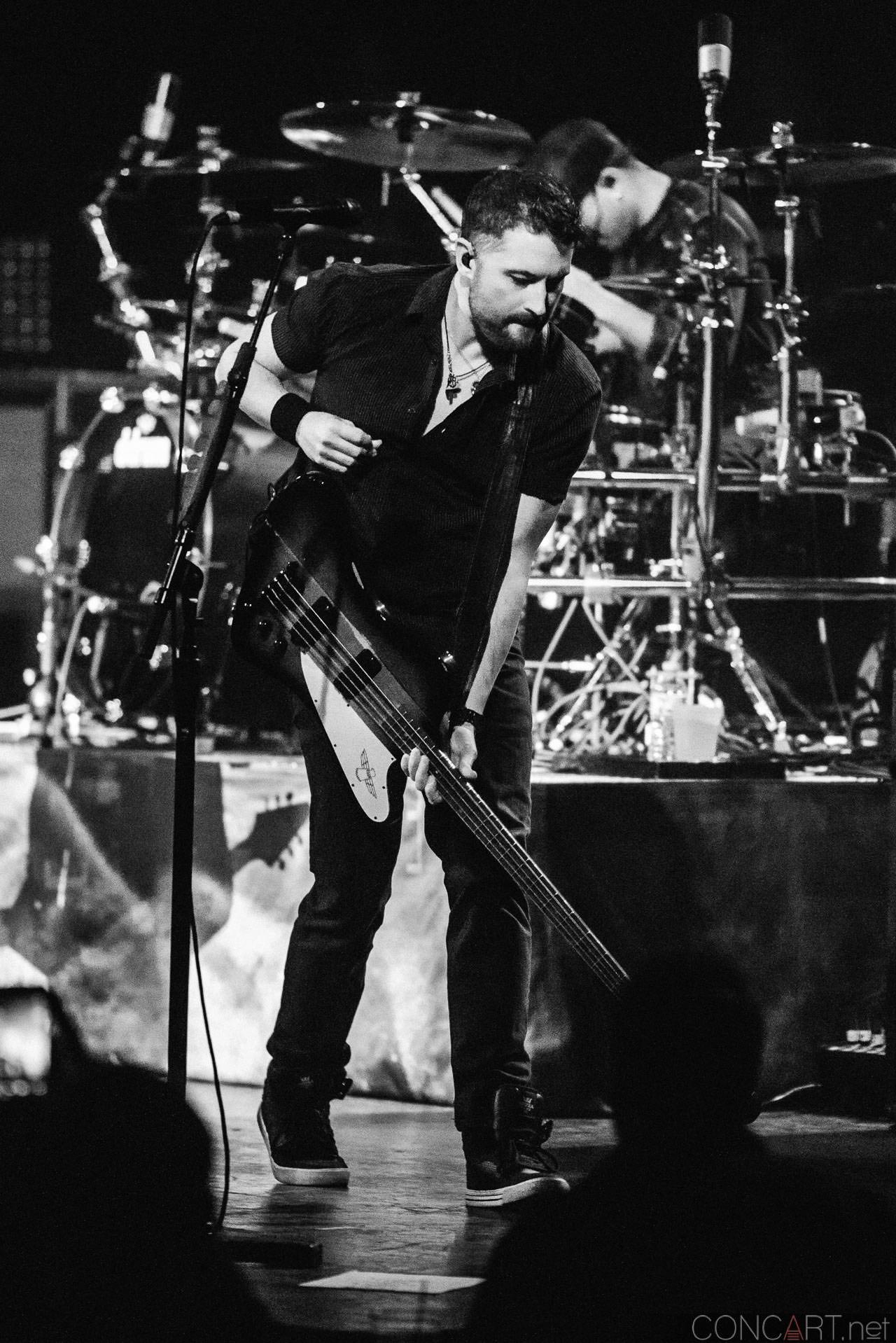 Photo of 2015 Concert Dave Brenner Dead Back Indianapolis Indy Joey Dandeneu Murat Theatre Old National Centre Theory Of A Deadman Tyler Connolly 10