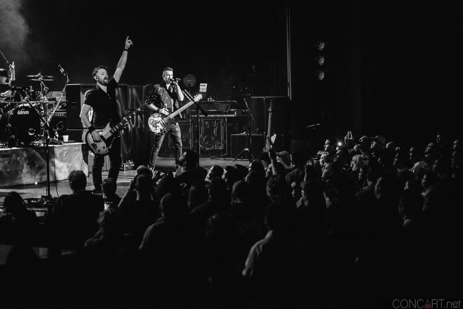 Photo of 2015 Concert Dave Brenner Dead Back Indianapolis Indy Joey Dandeneu Murat Theatre Old National Centre Theory Of A Deadman Tyler Connolly 13