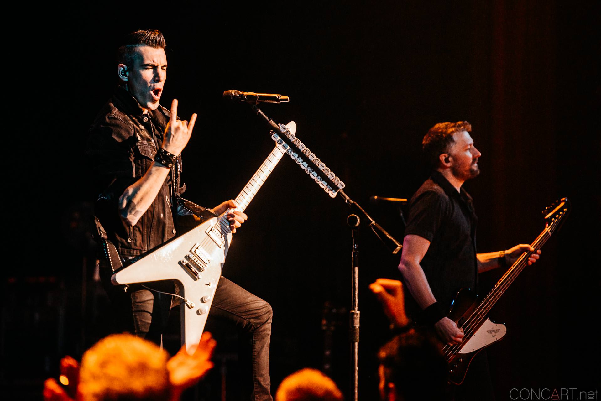 Photo of 2015 Concert Dave Brenner Dead Back Indianapolis Indy Joey Dandeneu Murat Theatre Old National Centre Theory Of A Deadman Tyler Connolly 15