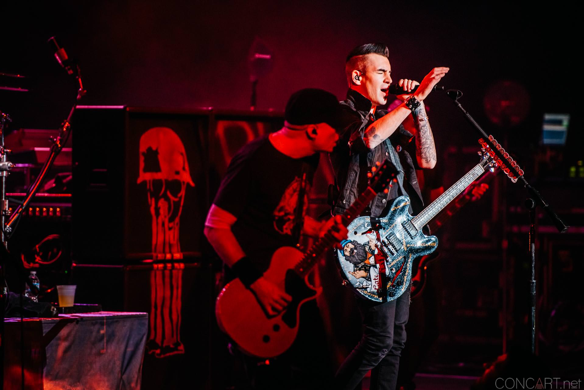 Photo of 2015 Concert Dave Brenner Dead Back Indianapolis Indy Joey Dandeneu Murat Theatre Old National Centre Theory Of A Deadman Tyler Connolly 29