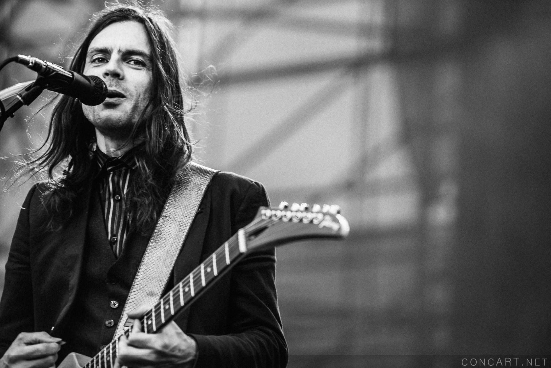 Photo of Indianapolis Indy March Madness Music Festival NCAA Final Four Rivers Cuomo Sean Molin The Lawn at White River State Park Weezer 21