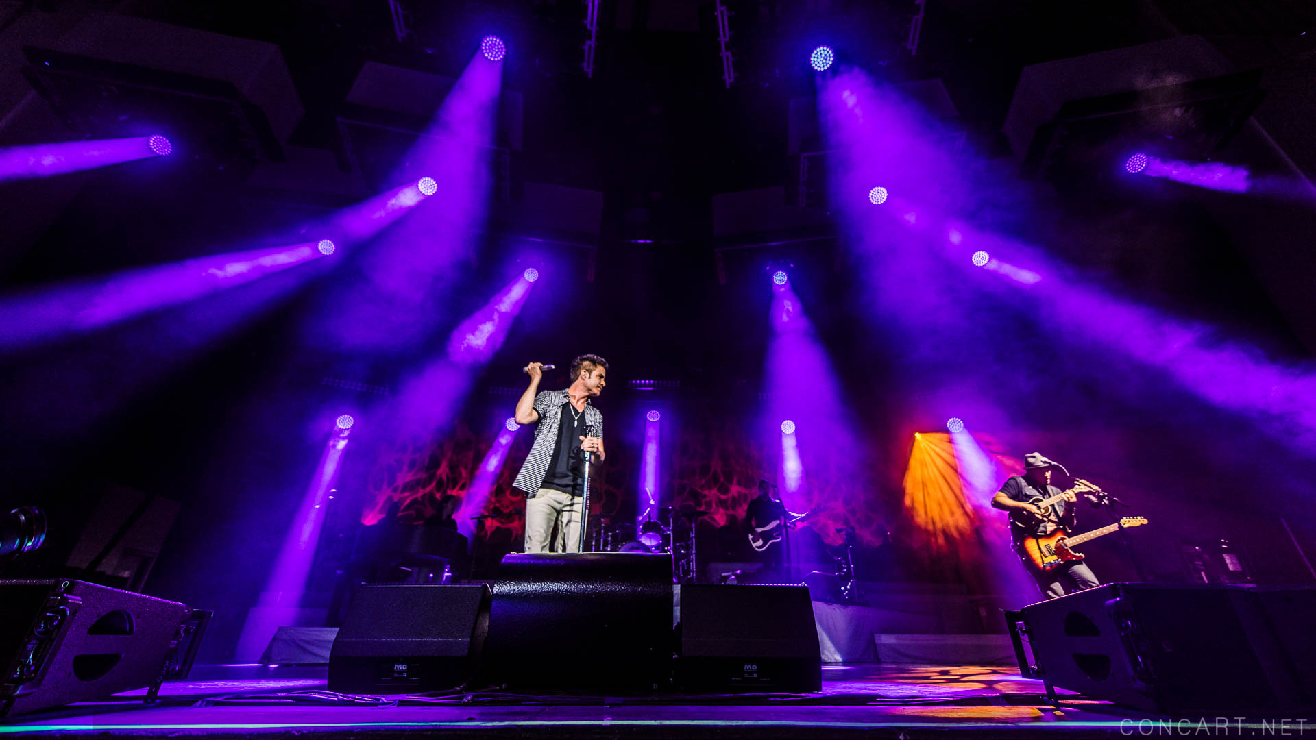 Photo of 2015 Indiana Indianapolis Indy Jimmy Stafford Klipsch Music Center Noblesville Pat Monahan Picasso At The Wheel Tour Scott Underwood Train 5