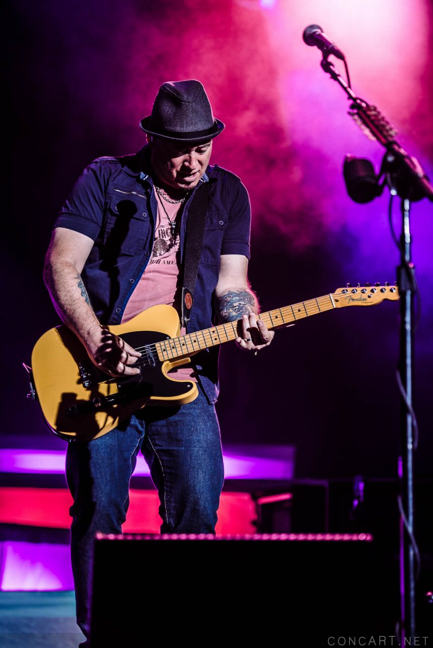 Photo of 2015 Indiana Indianapolis Indy Jimmy Stafford Klipsch Music Center Noblesville Pat Monahan Picasso At The Wheel Tour Scott Underwood Train 34