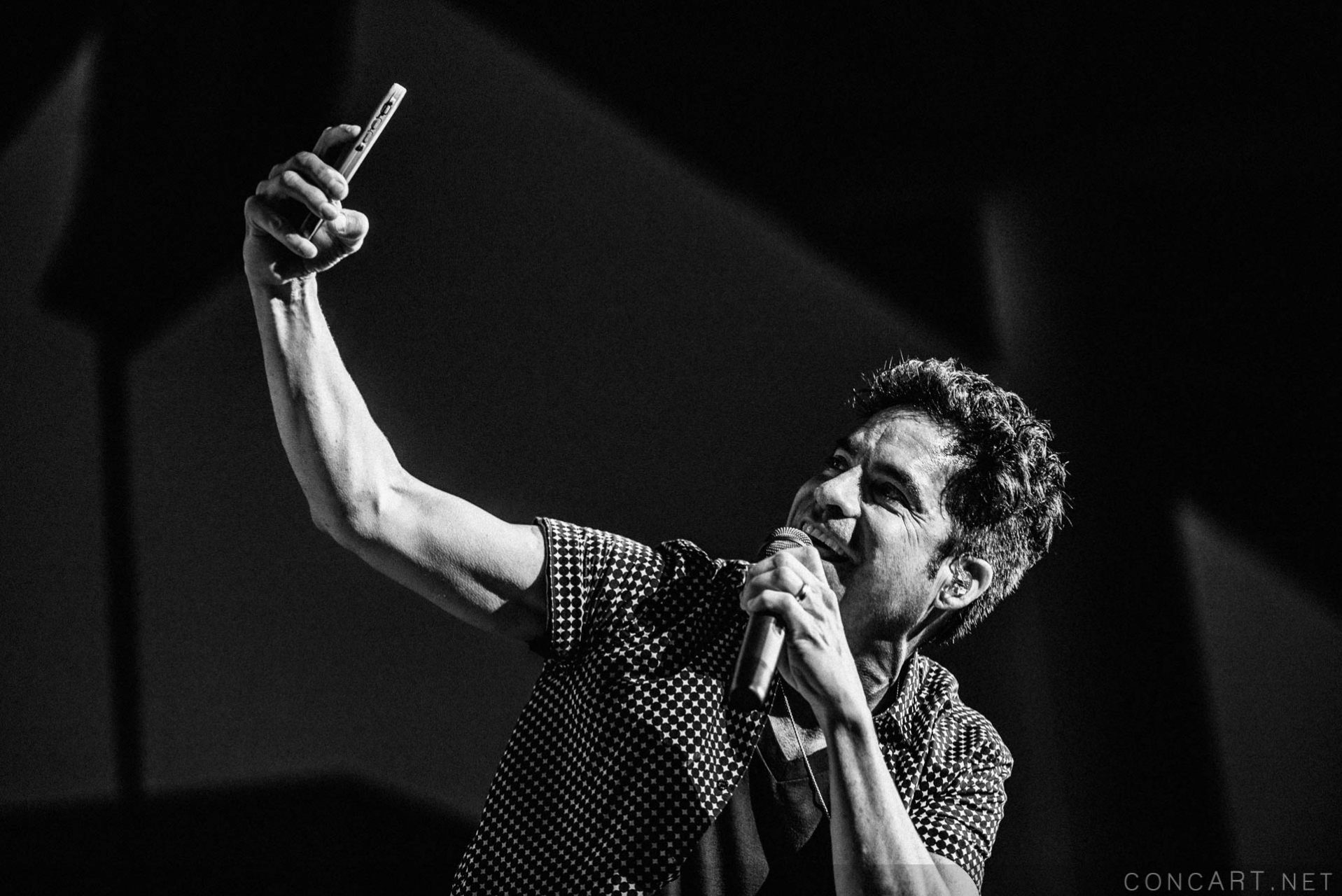 Photo of 2015 Indiana Indianapolis Indy Jimmy Stafford Klipsch Music Center Noblesville Pat Monahan Picasso At The Wheel Tour Scott Underwood Train 36