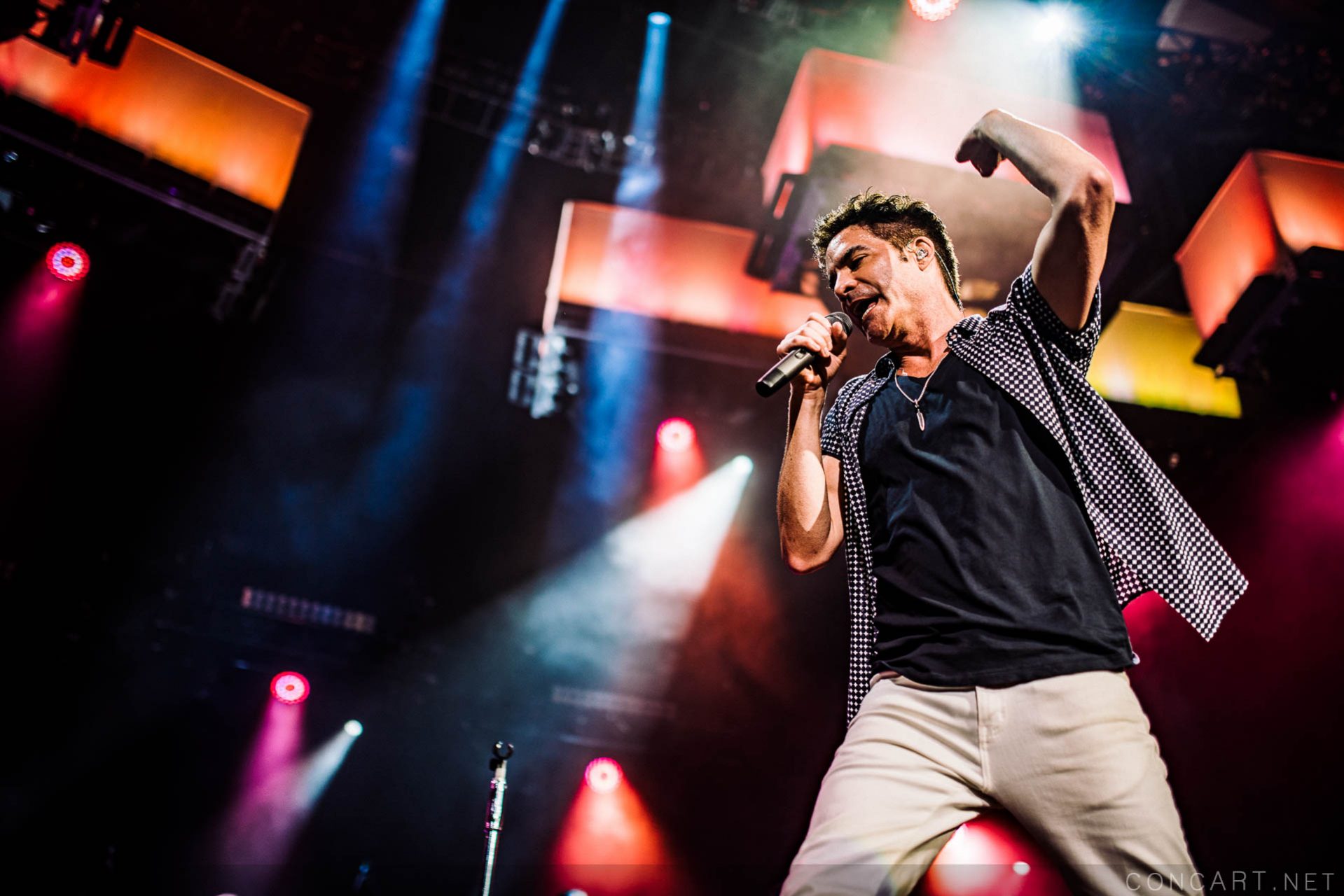 Photo of 2015 Indiana Indianapolis Indy Jimmy Stafford Klipsch Music Center Noblesville Pat Monahan Picasso At The Wheel Tour Scott Underwood Train 42