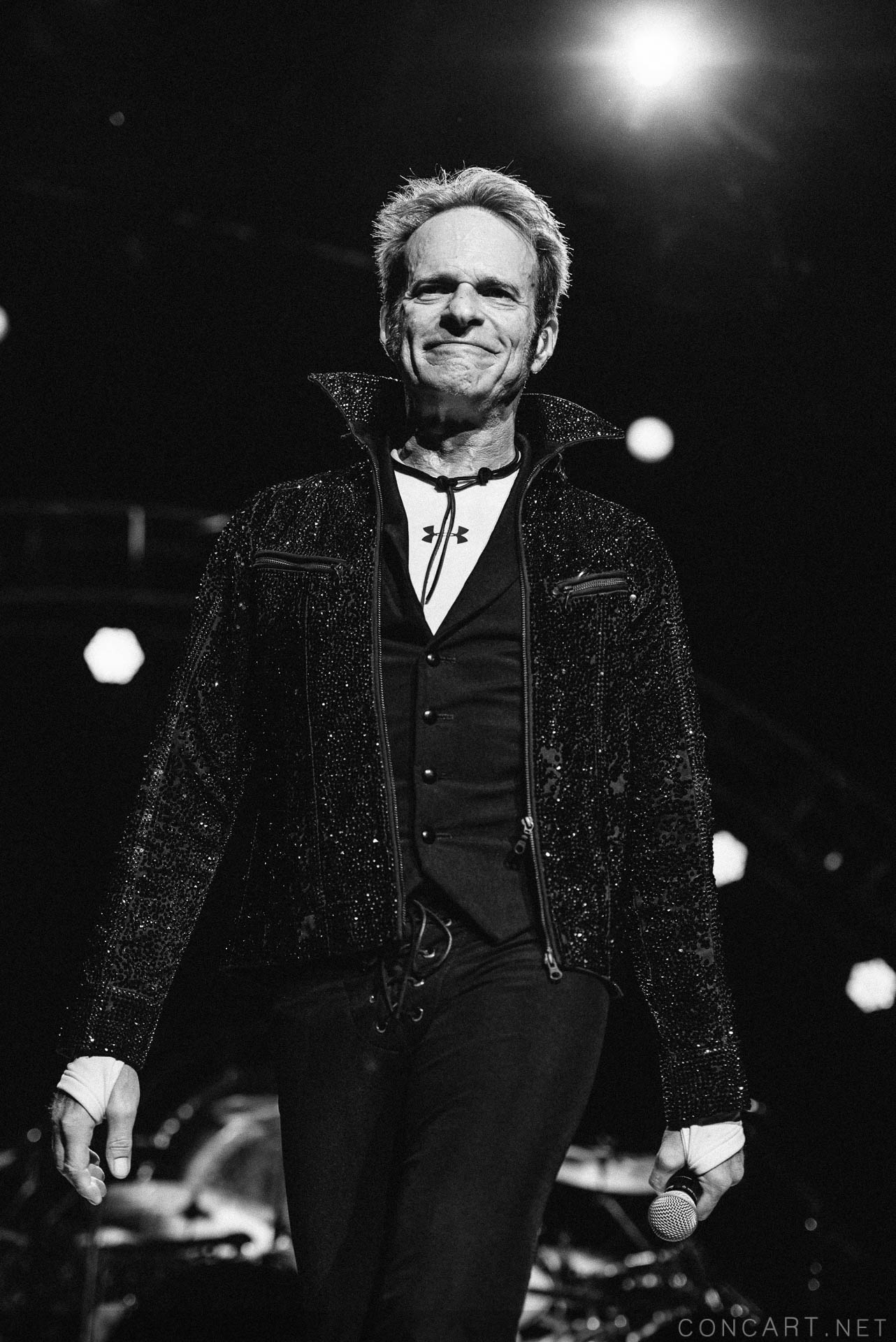 Photo of 2015 Alex Van Halen David Lee Roth Eddie Van Halen EVH Indiana Indianapolis Indy Klipsch Music Center Noblesville Van Halen Vanhalen Wolfgang Van Halen 24