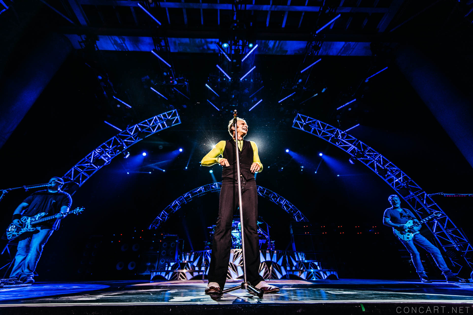 Photo of 2015 Alex Van Halen David Lee Roth Eddie Van Halen EVH Indiana Indianapolis Indy Klipsch Music Center Noblesville Van Halen Vanhalen Wolfgang Van Halen 30