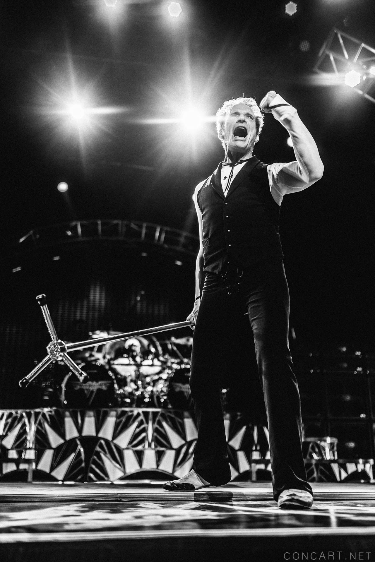 Photo of 2015 Alex Van Halen David Lee Roth Eddie Van Halen EVH Indiana Indianapolis Indy Klipsch Music Center Noblesville Van Halen Vanhalen Wolfgang Van Halen 34