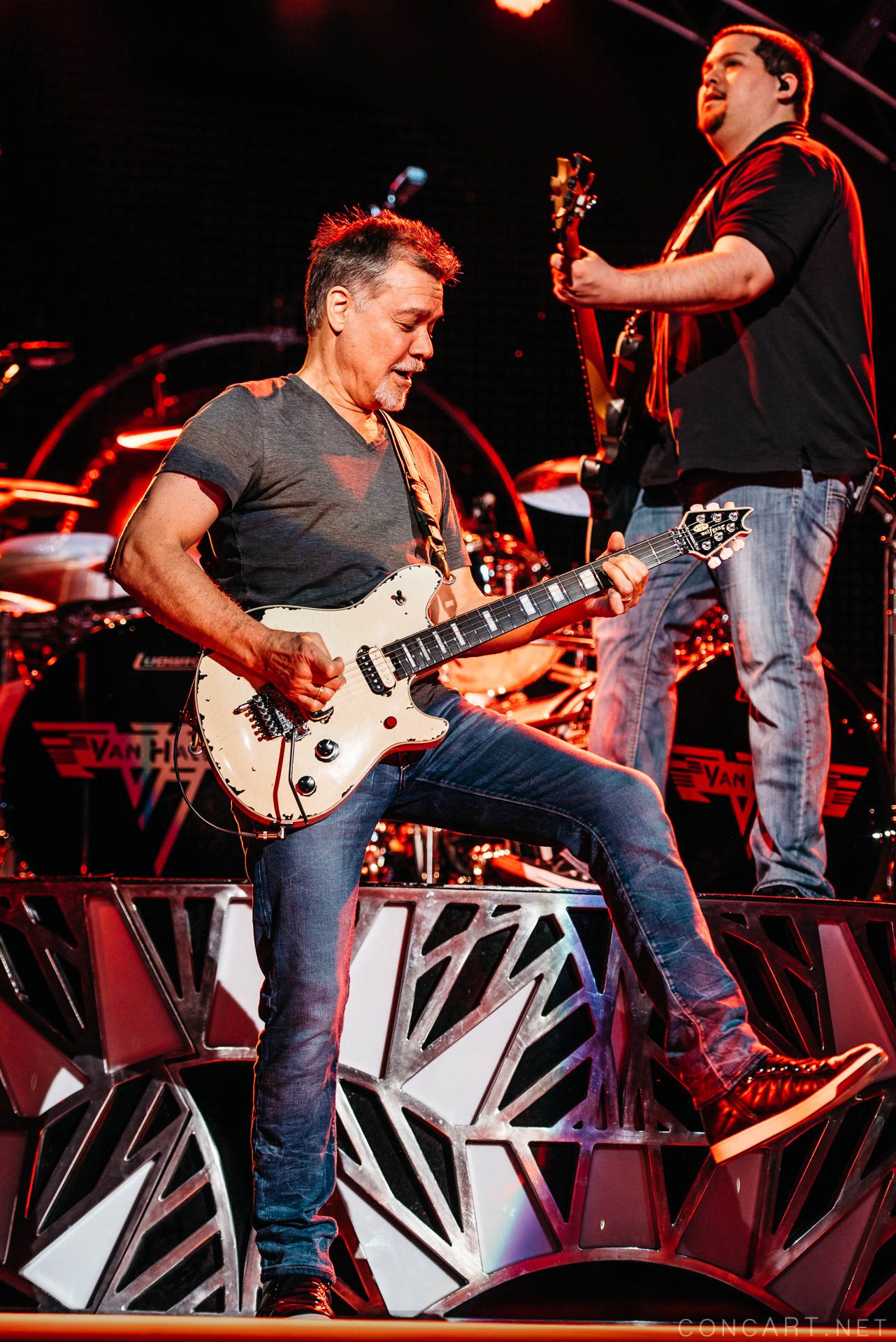 Photo of 2015 Alex Van Halen David Lee Roth Eddie Van Halen EVH Indiana Indianapolis Indy Klipsch Music Center Noblesville Van Halen Vanhalen Wolfgang Van Halen 35