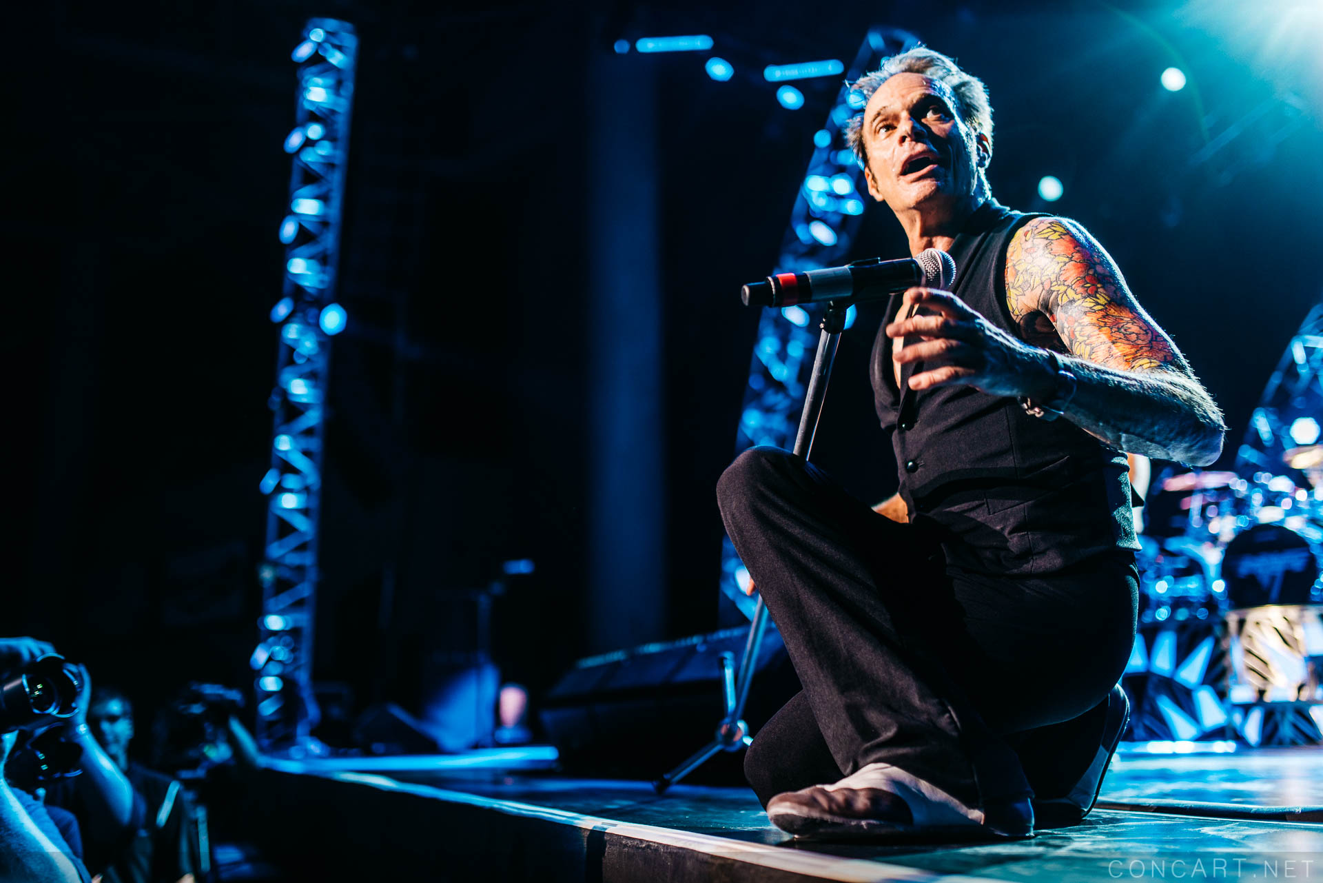 Photo of 2015 Alex Van Halen David Lee Roth Eddie Van Halen EVH Indiana Indianapolis Indy Klipsch Music Center Noblesville Van Halen Vanhalen Wolfgang Van Halen 59