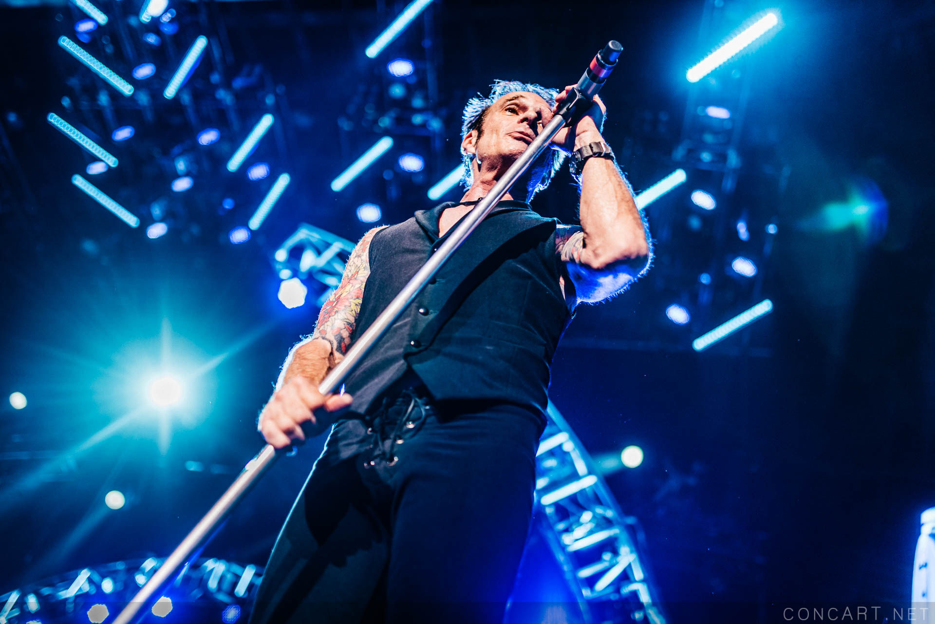 Photo of 2015 Alex Van Halen David Lee Roth Eddie Van Halen EVH Indiana Indianapolis Indy Klipsch Music Center Noblesville Van Halen Vanhalen Wolfgang Van Halen 65