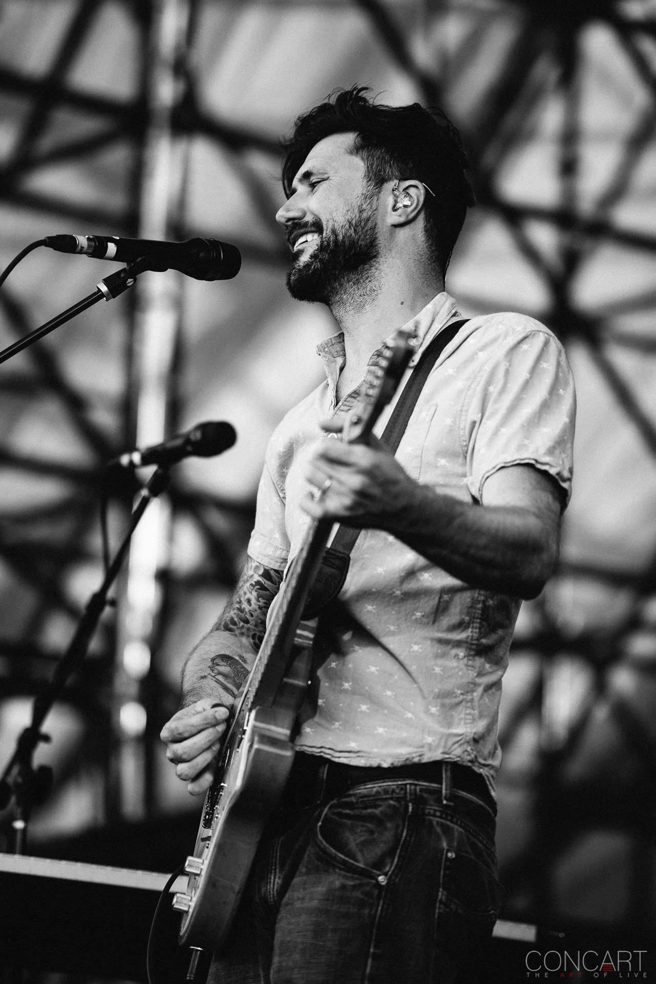 Photo of Adam Lazzara Concert Eddie Reyes Emo Farm Bureau Insurance Lawn at White River State Park Indianapolis Indy John Nolan Live Music Mark O'Connell Metalcore Pics Shaun Cooper taking back sunday Taste of Chaos The Lawn White River State Park WRSP 26