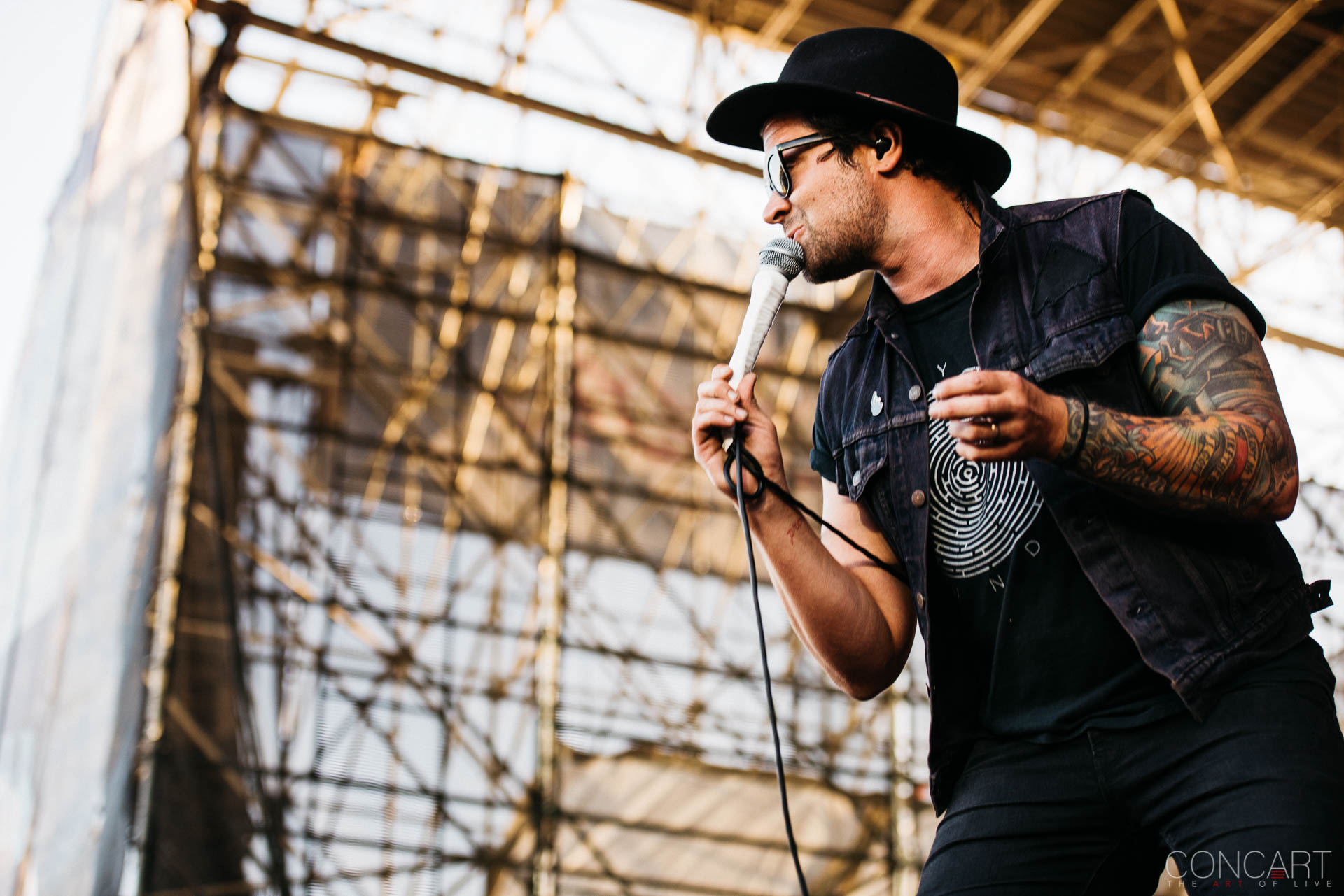 Photo of Adam Lazzara Concert Eddie Reyes Emo Farm Bureau Insurance Lawn at White River State Park Indianapolis Indy John Nolan Live Music Mark O'Connell Metalcore Pics Shaun Cooper taking back sunday Taste of Chaos The Lawn White River State Park WRSP 49