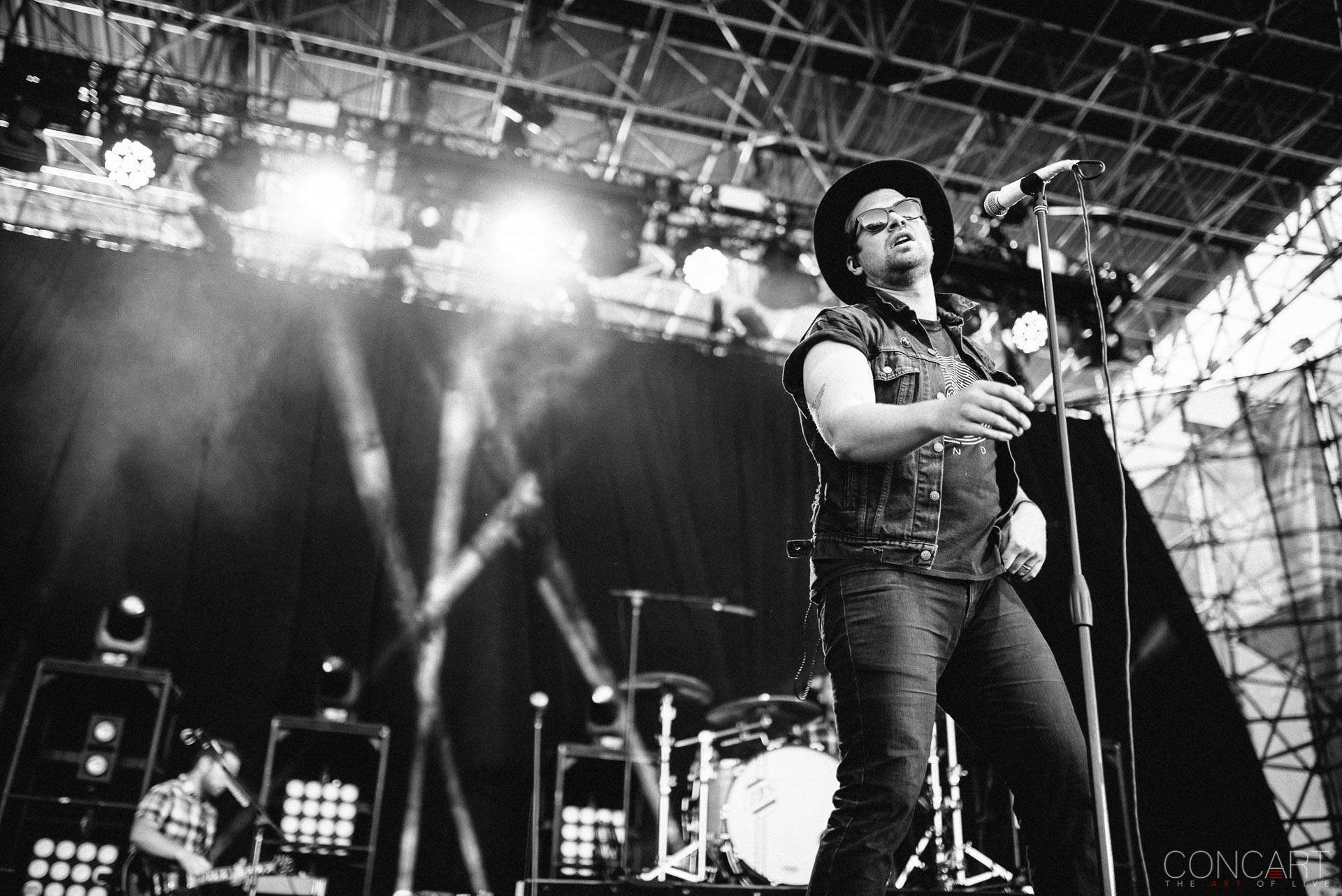 Photo of Adam Lazzara Concert Eddie Reyes Emo Farm Bureau Insurance Lawn at White River State Park Indianapolis Indy John Nolan Live Music Mark O'Connell Metalcore Pics Shaun Cooper taking back sunday Taste of Chaos The Lawn White River State Park WRSP 58